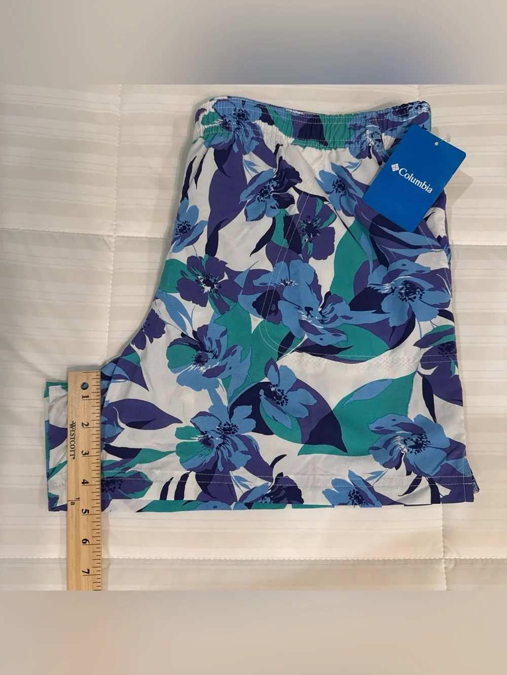 Columbia women sandy